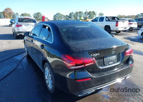 2019 Mercedes-Benz A 220 из США, поврежденный, VIN WDD3G4EB4KW027332